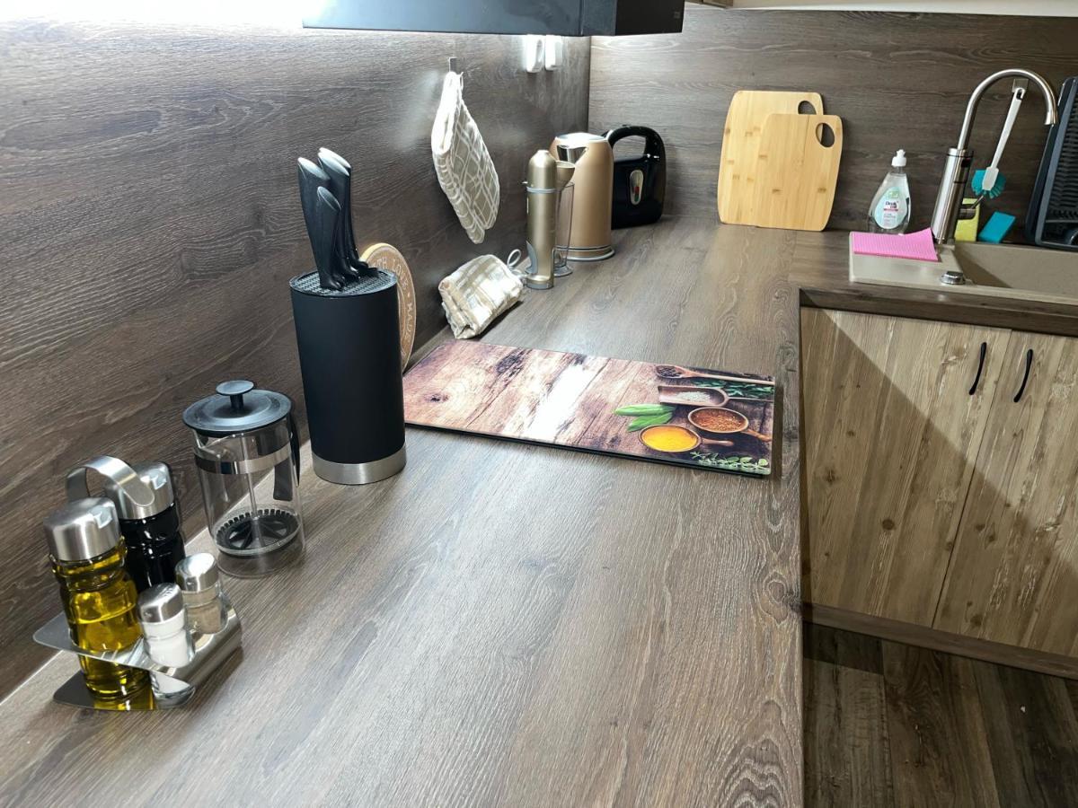 Apartmany Nezarka A Privatni Wellness Jindřichŭv Hradec Exterior foto