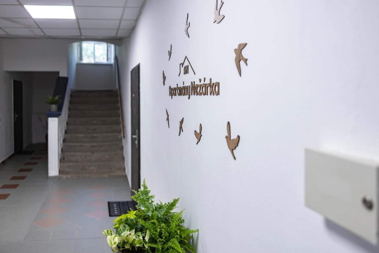 Apartmany Nezarka A Privatni Wellness Jindřichŭv Hradec Exterior foto