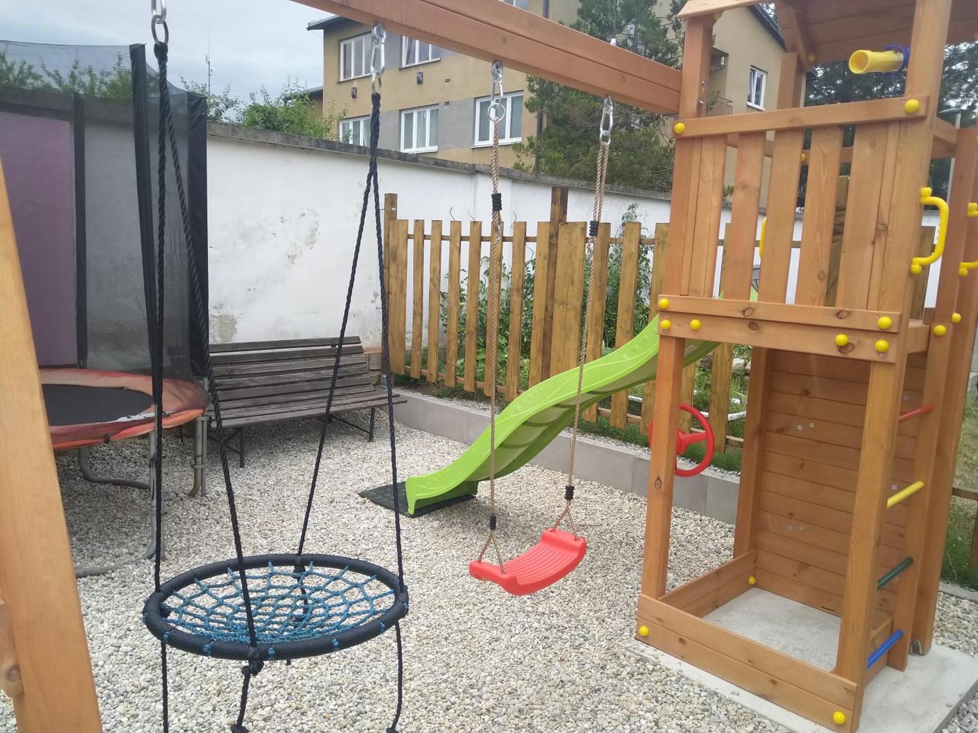 Apartmany Nezarka A Privatni Wellness Jindřichŭv Hradec Exterior foto