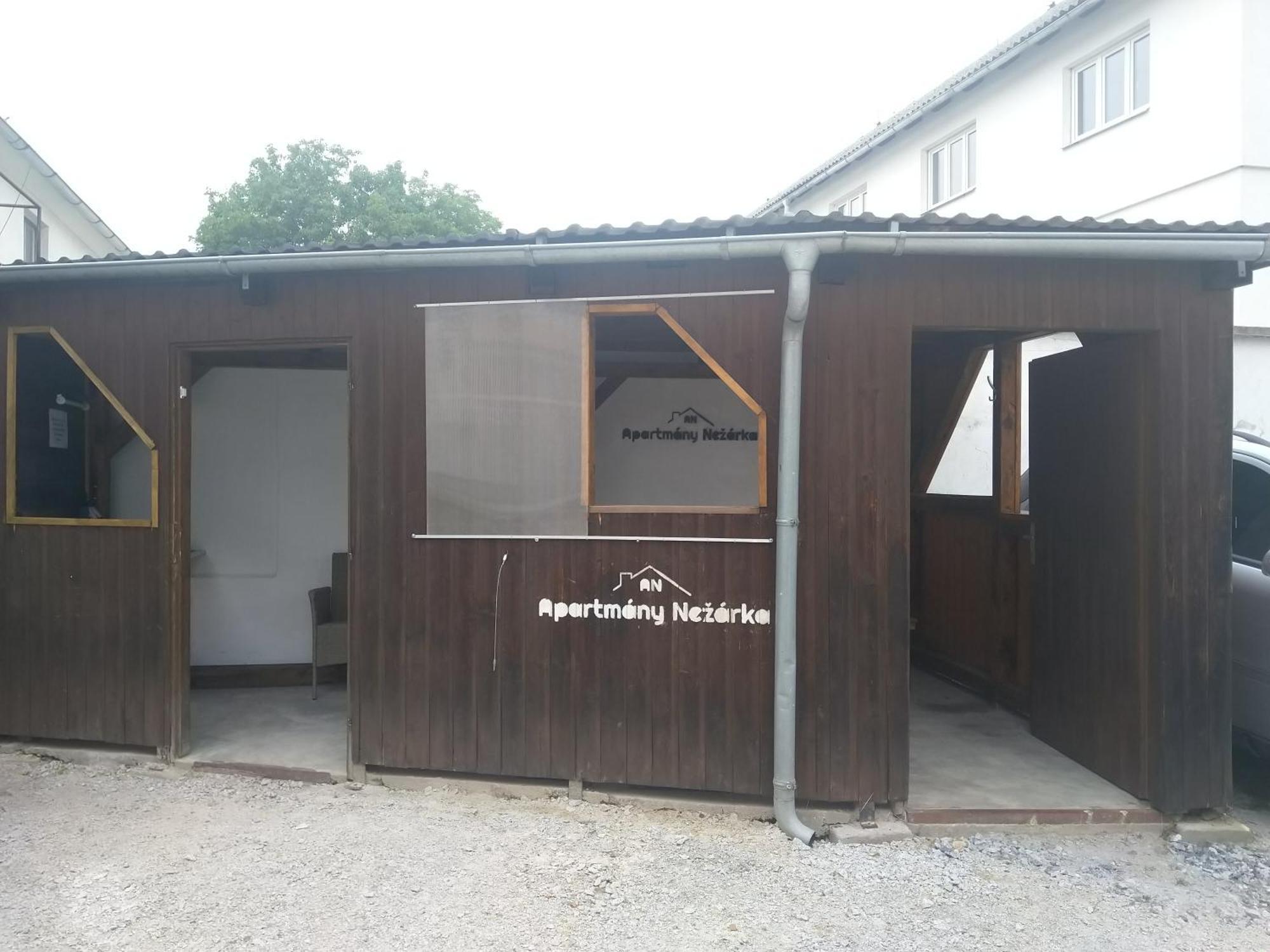 Apartmany Nezarka A Privatni Wellness Jindřichŭv Hradec Exterior foto